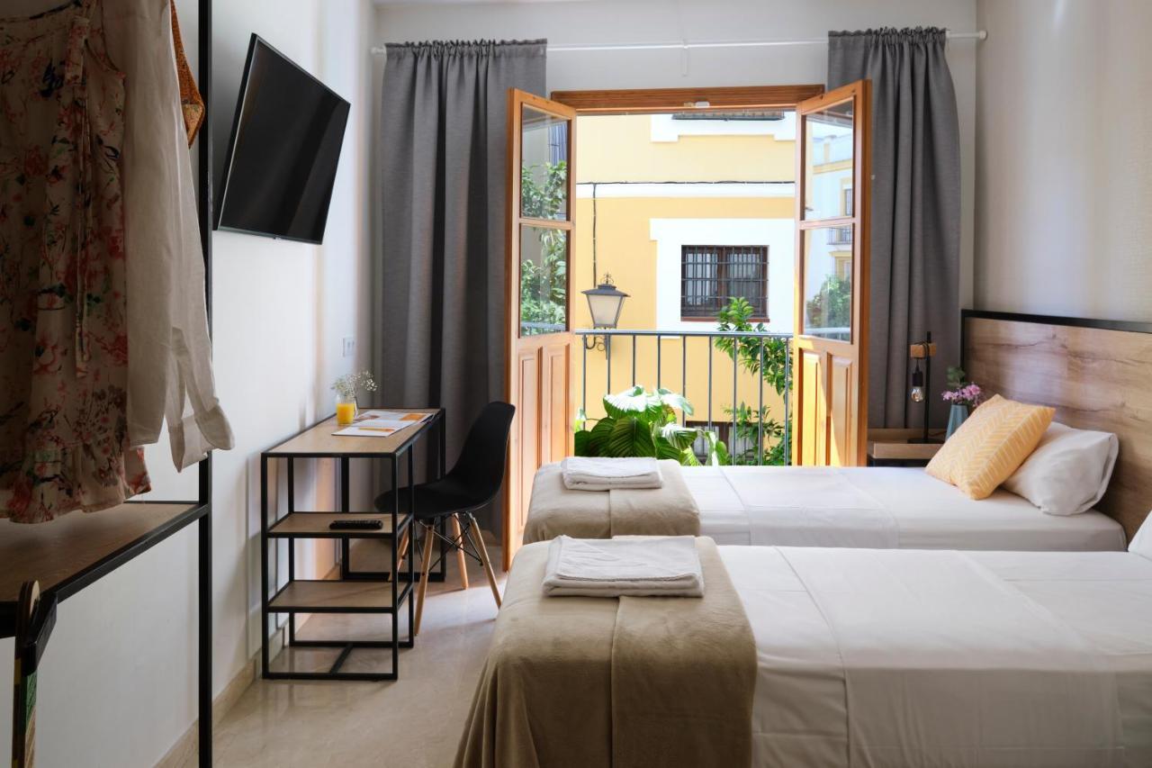 Sweet Sevilla Suites Exterior photo